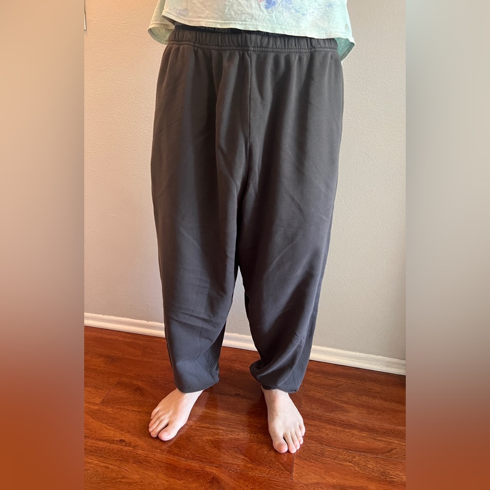 SKIMS mens classic jogger XL black dark grey French terry sweatpants 100% cotton - Picture 2 of 12